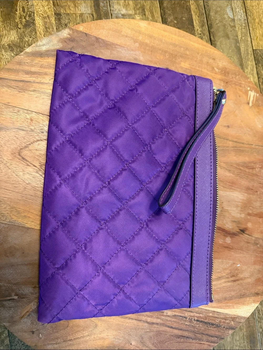 Michael Kors Kieran Purple Quilted Wristlet Clutch with Logo - Picture 3 of 3